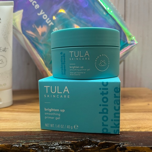 NEW!🔥TULA 4 Piece Skincare Bundle Deal - Picture 2 of 16